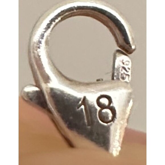 Gucci GG Marmont Mother of Pearl Sterling Silver Bracelet - Picture 8 of 11